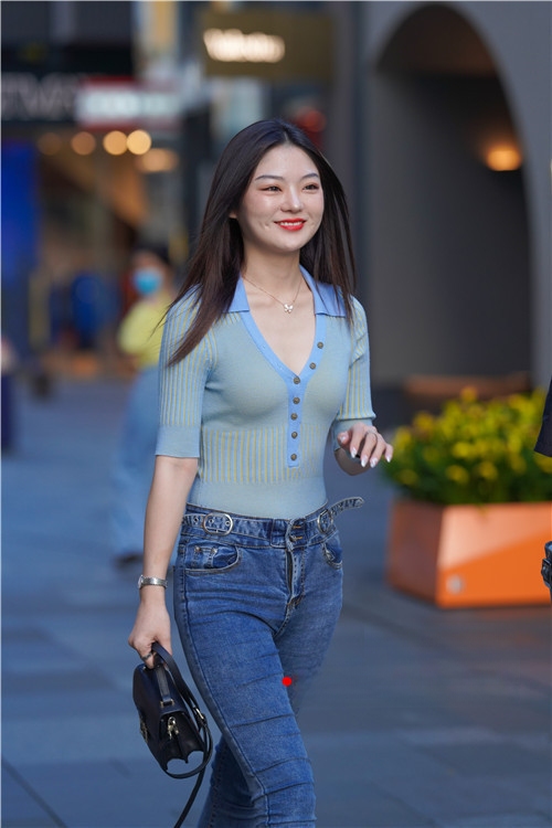27128rul5sewnzec.jpg