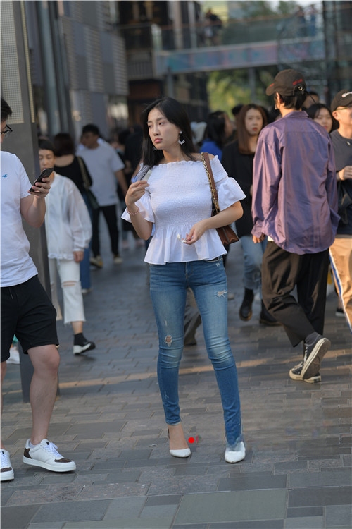 27127izfo5g0owb4.jpg