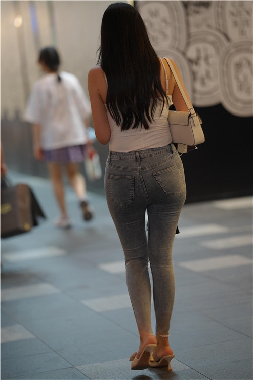 27070uxoku5teoeh.jpg