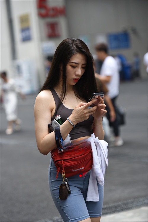 24122xpec4yinm2l.jpg