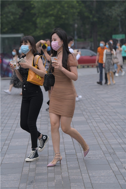 84022ycwpcpiizo.jpg