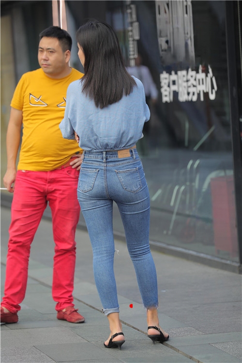 24029505op4ybzwr.jpg