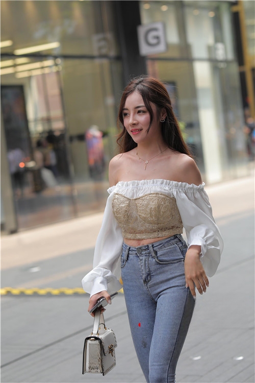 24028o3uv3fhzso5.jpg