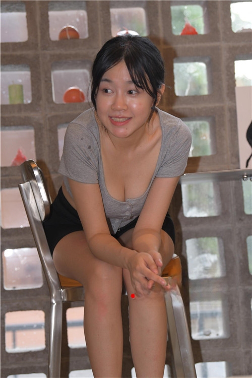 9665h0jff0ogfjc.jpg