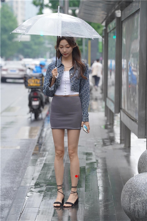 11087uykbg4hmnja.jpg