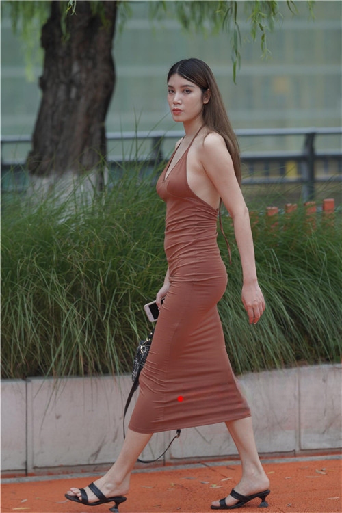 89572a3xqo2rl53.jpg