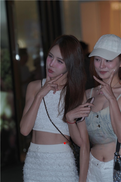31364gqrsy3necgv.jpg