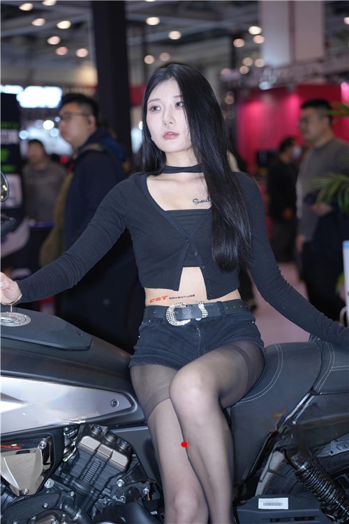 28315xyposm0ukm5.jpg