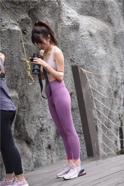 21825tsnk0kcld3e.jpg