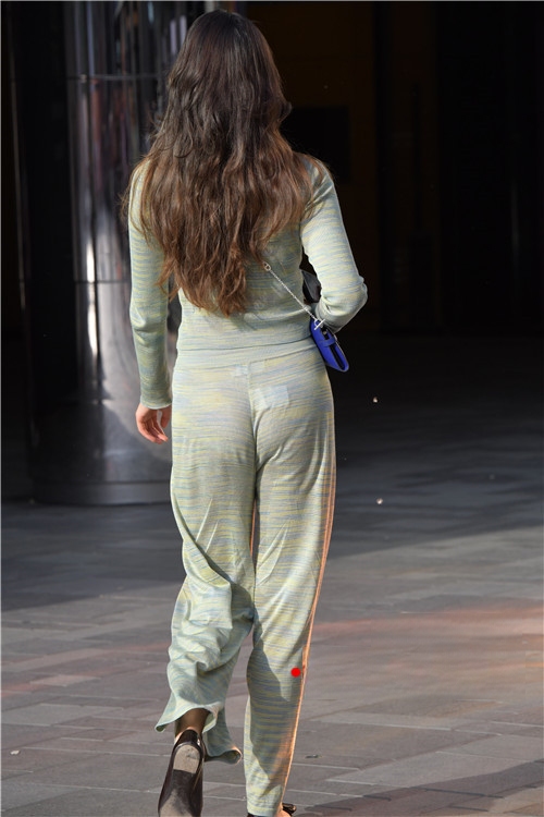 1850702pgxxgphqq.jpg