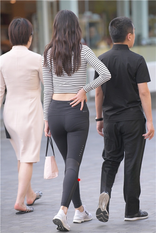 8848hkqe3boxtpo.jpg