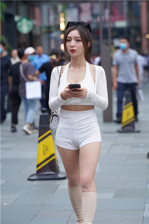 8821bjpslg1ogqo.jpg