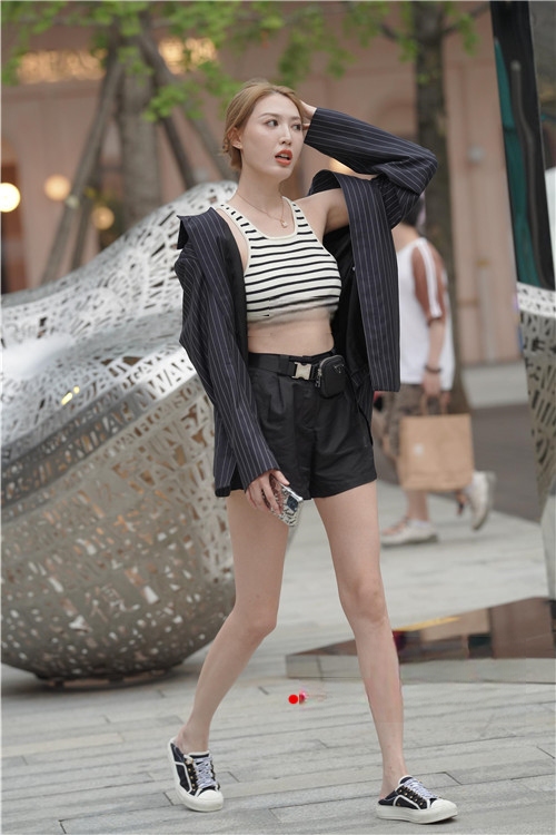 31104qmwct2u0ykp.jpg