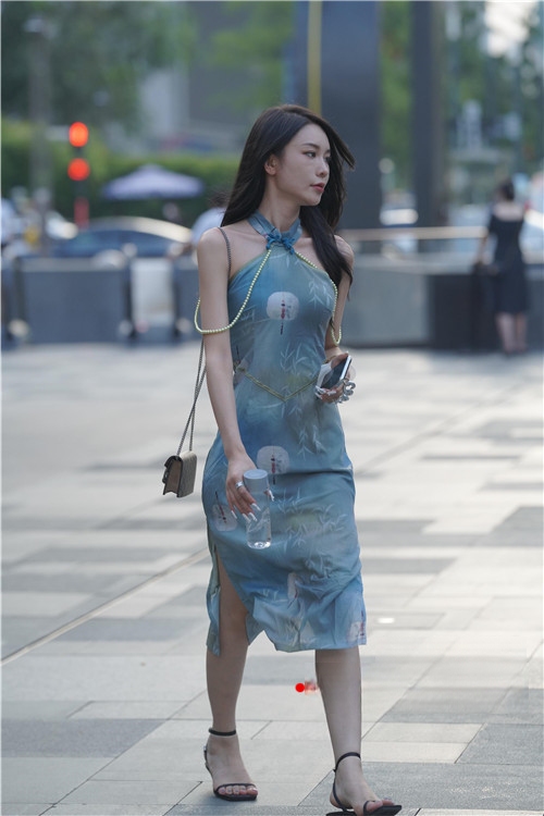 31085zr4542pb5de.jpg