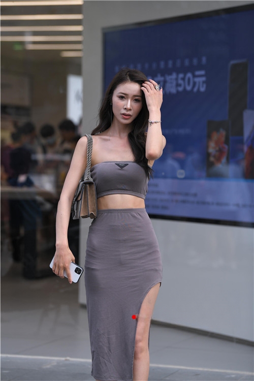 3106042isjp4ovyf.jpg