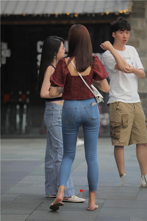 17520xxwqb5eil3d.jpg