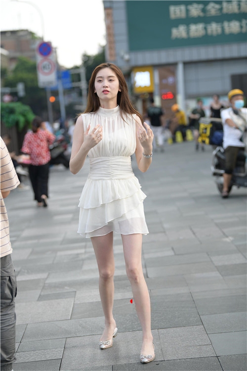 308654qu4ndj3312.jpg