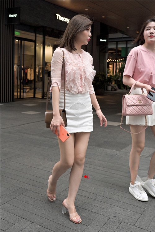 107590jsiufy5kgq.jpg