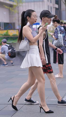10686eb25aw5k5o4.jpg