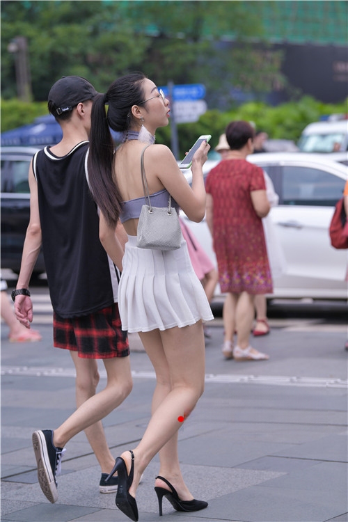 10686a0c1g5zjhkq.jpg