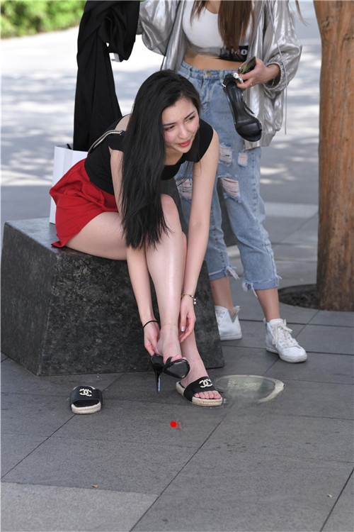 10928tyeeftevzj0.jpg