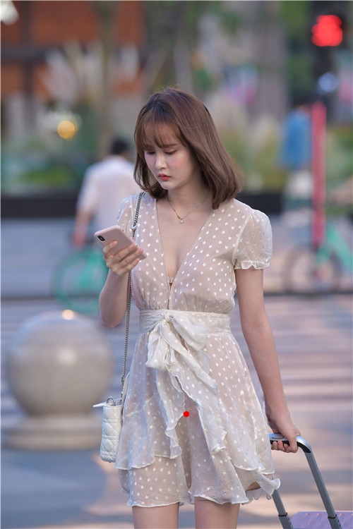 109145cyyrl4tnob.jpg