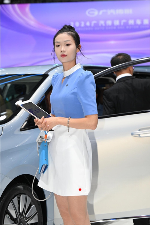 26238ionl05qv1q2.jpg