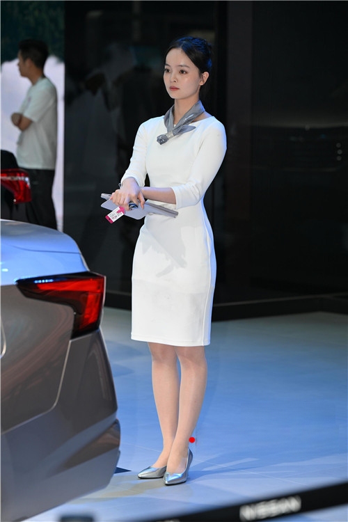 27757fmoyedi43an.jpg