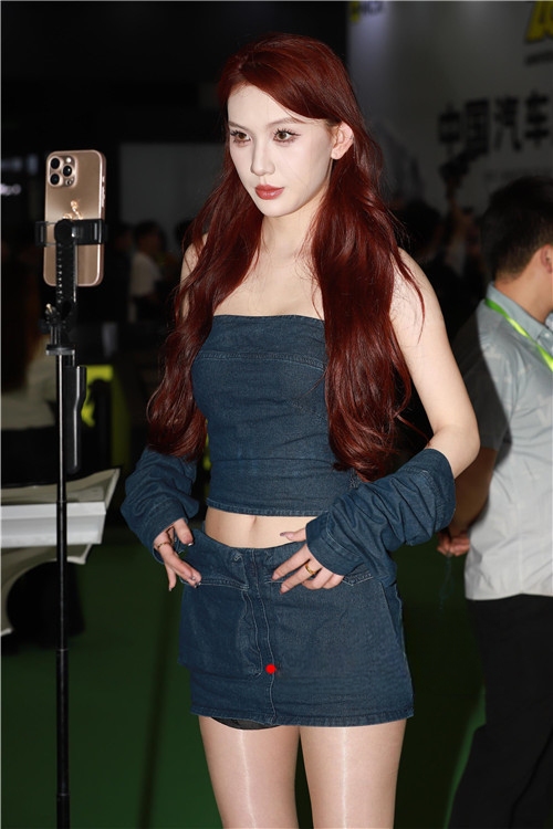 27021wjnckepi35j.jpg