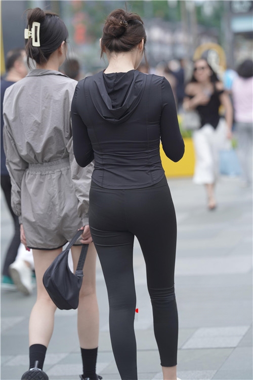 17355wqqqx1s3hjs.jpg