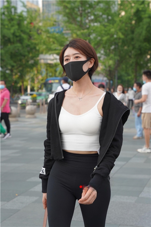 144425h51w4golwp.jpg