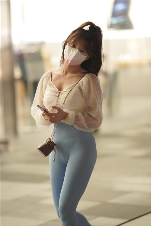 14440ijlsodp3h0h.jpg
