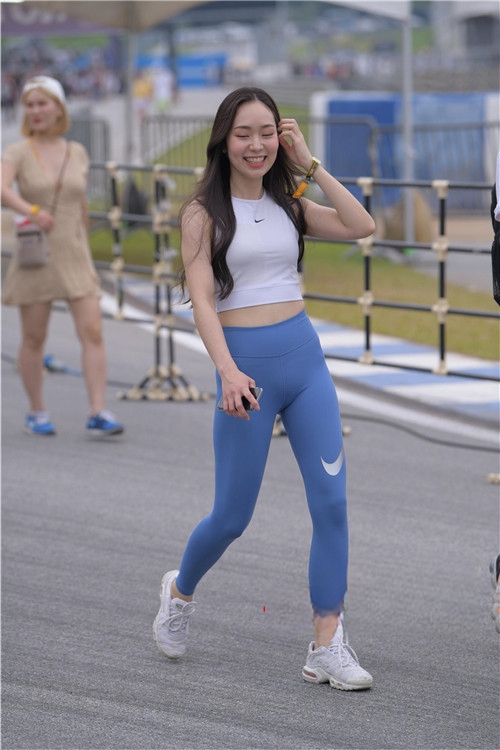 117642qbea20bvyx.jpg