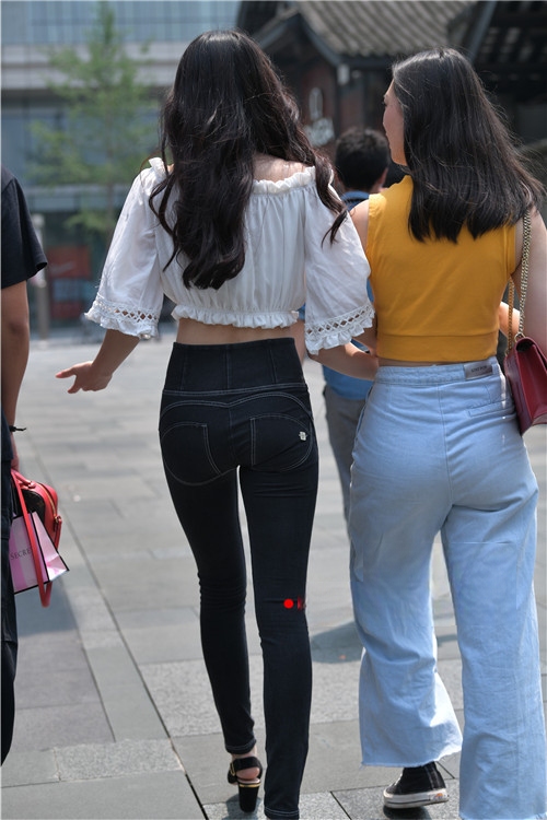 8982huc0kulalw3.jpg