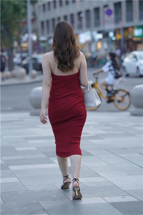 91832ii2qyqmpla.jpg