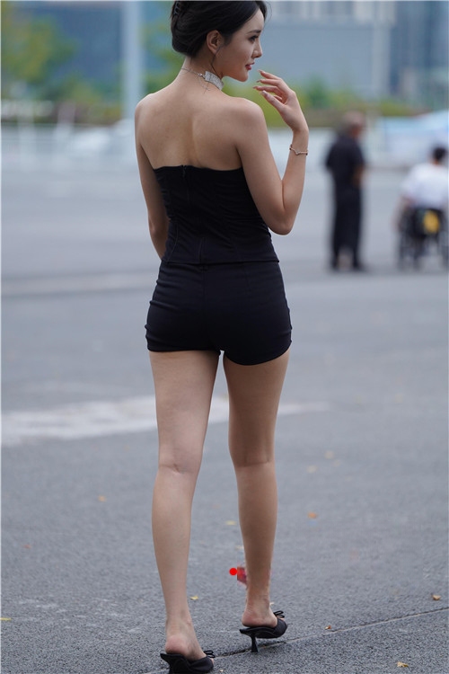 30799mwgo20mbibn.jpg
