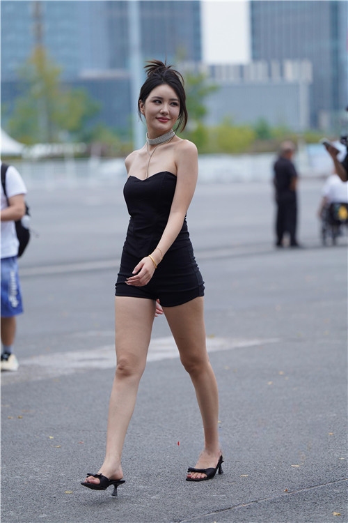 30799kfkwbj25xjt.jpg