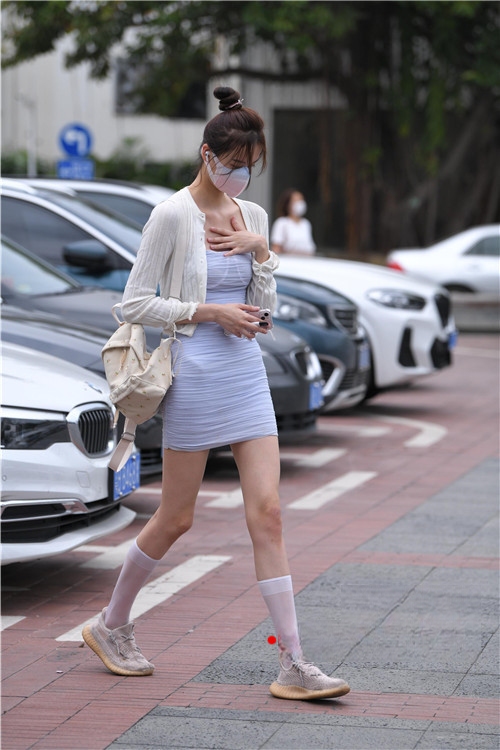 30370lanwqljul3r.jpg