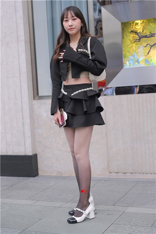 30368whilee5uikl.jpg