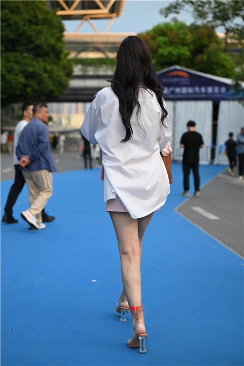 234601la4gcn5tkm.jpg