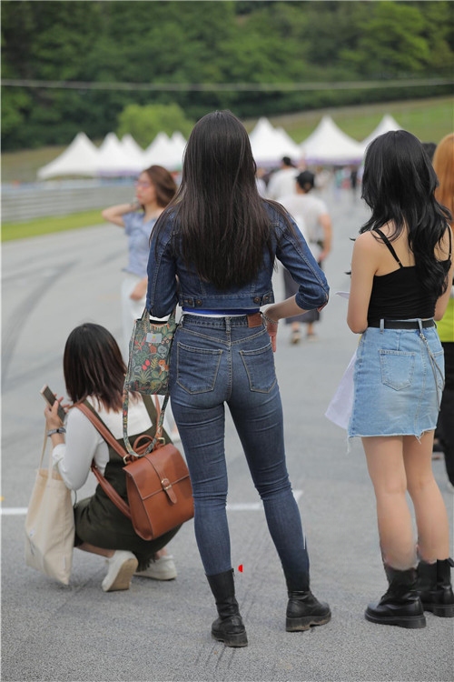 11647yvjhkxy3j33.jpg