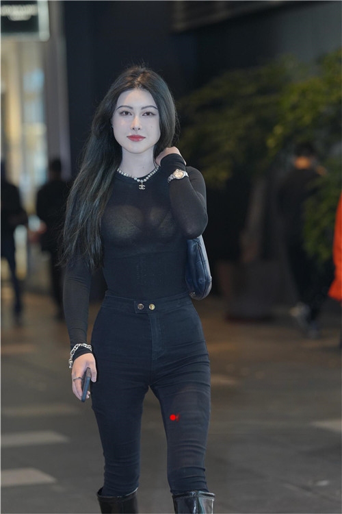 114574rdzamgvi12.jpg