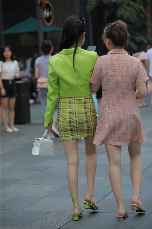 108355ju2l5scvpn.jpg