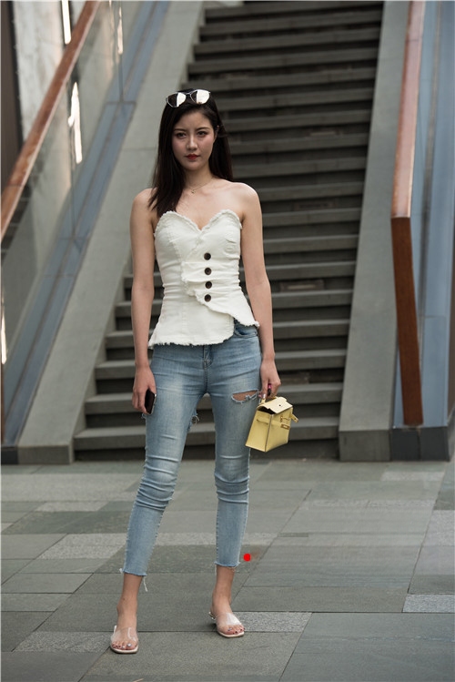 10612qh1hean0pbc.jpg