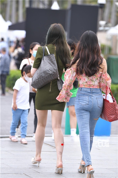 10043xysbgud22ip.jpg