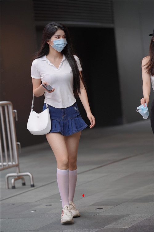 302222jmtaysk2uv.jpg