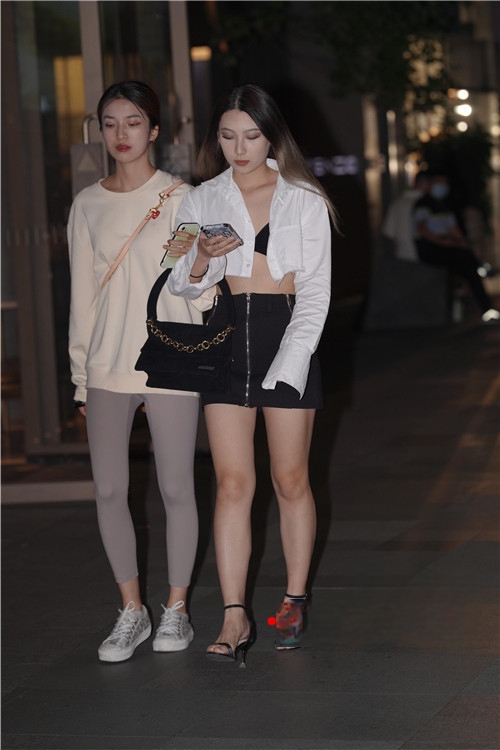 30053okh05l44qy4.jpg