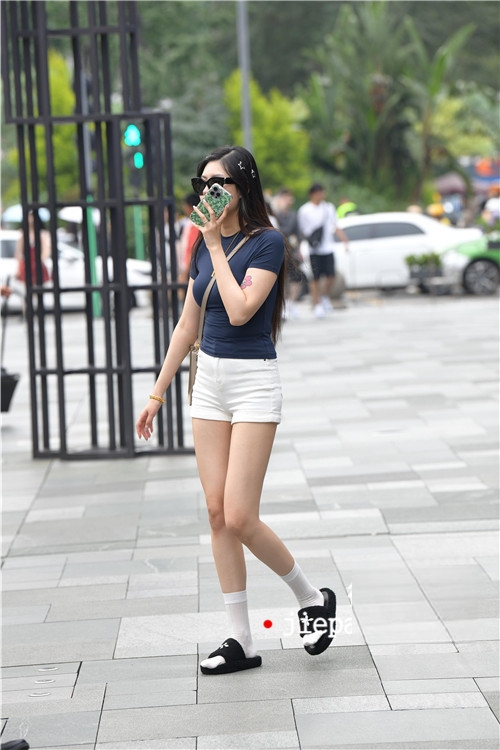 24223oyu3x50y1r2.jpg