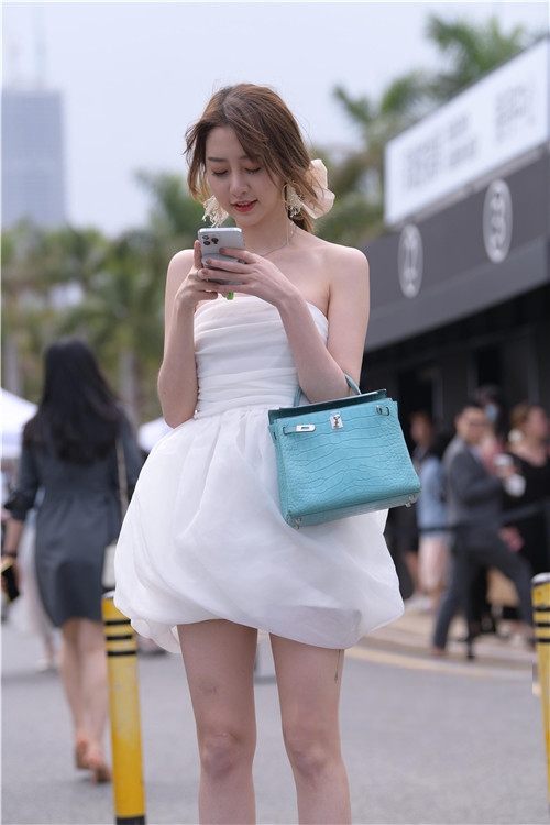 24026cd4panl4ic0.jpg