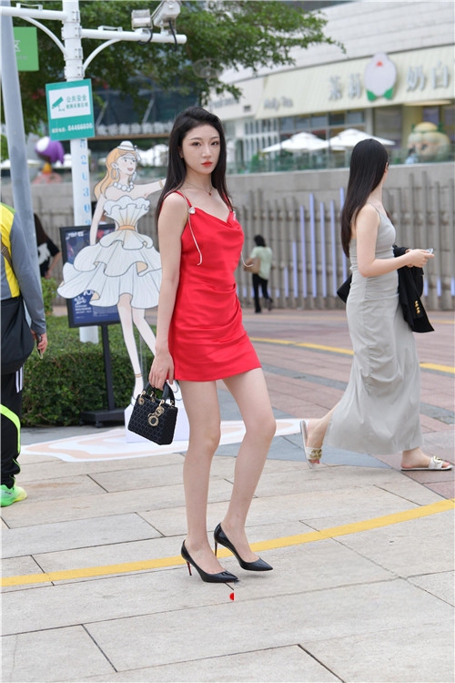 29876ke2h4hhdcxk.jpg